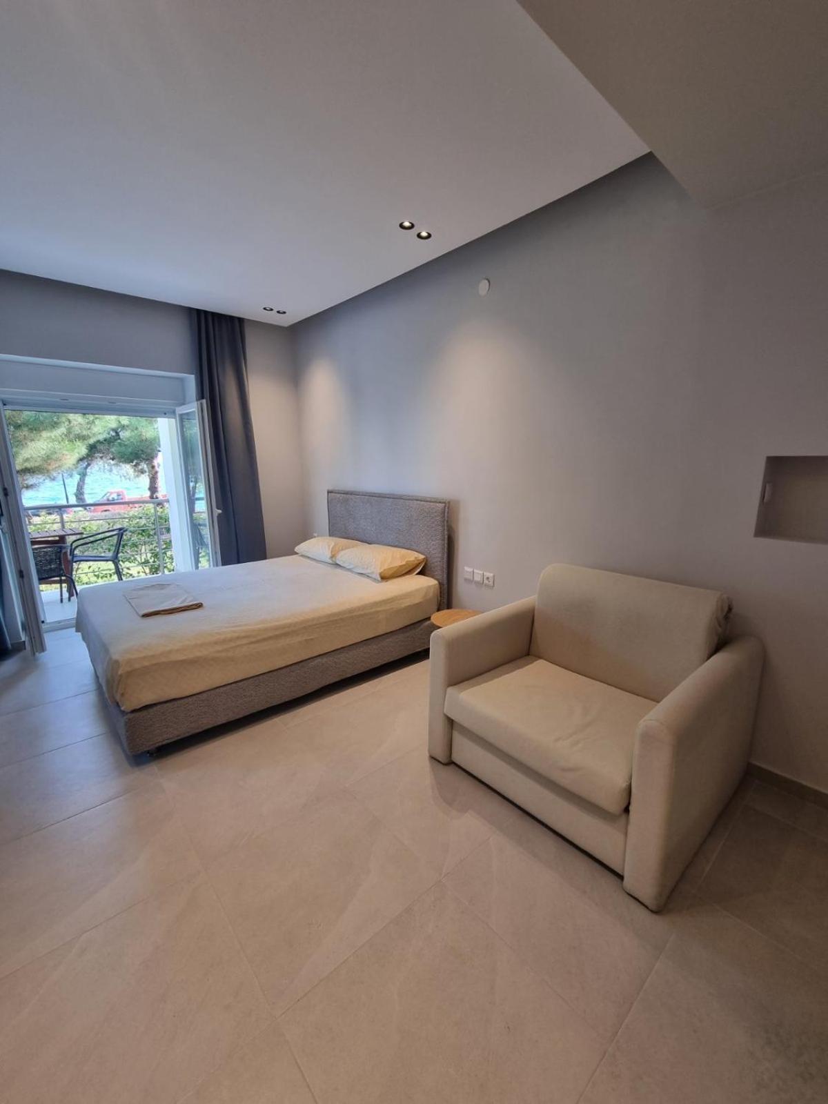 Estrella Rooms Nea Kallikrateia Quarto foto