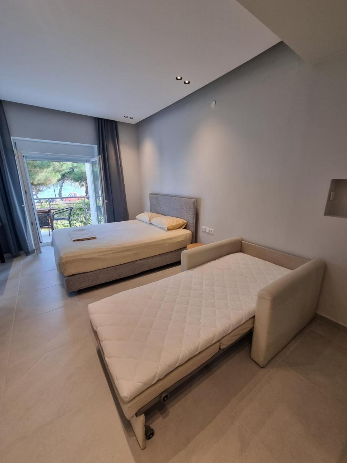 Estrella Rooms Nea Kallikrateia Quarto foto