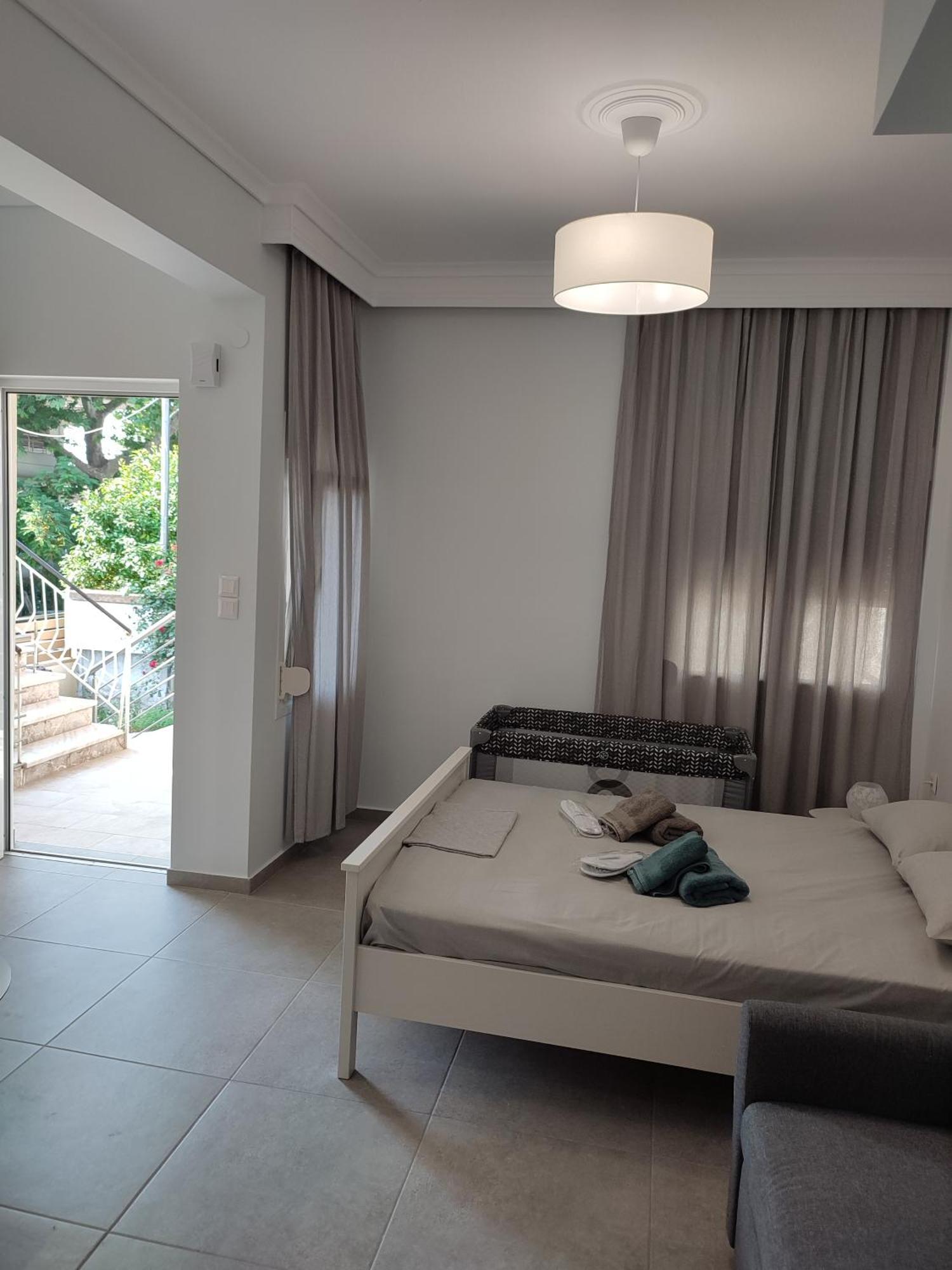 Estrella Rooms Nea Kallikrateia Quarto foto